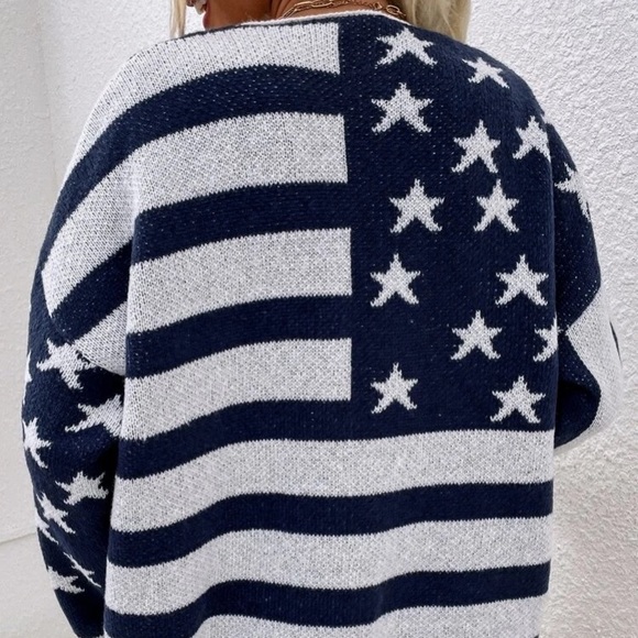 Blue/White Striped and Star Cardigan in M and L - Picture 2 of 4